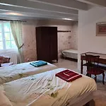 펜션 Dependance Chateau De La Beauze Les Lèves-et-Thoumeyragues