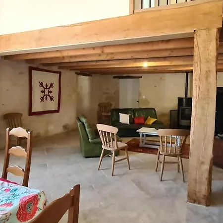Dependance Du Chateau De La Beauze Les Lèves-et-Thoumeyragues