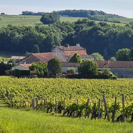 Dependance Chateau De La Beauze Les Lèves-et-Thoumeyragues