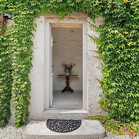 Dependance Du Chateau De La Beauze 別荘