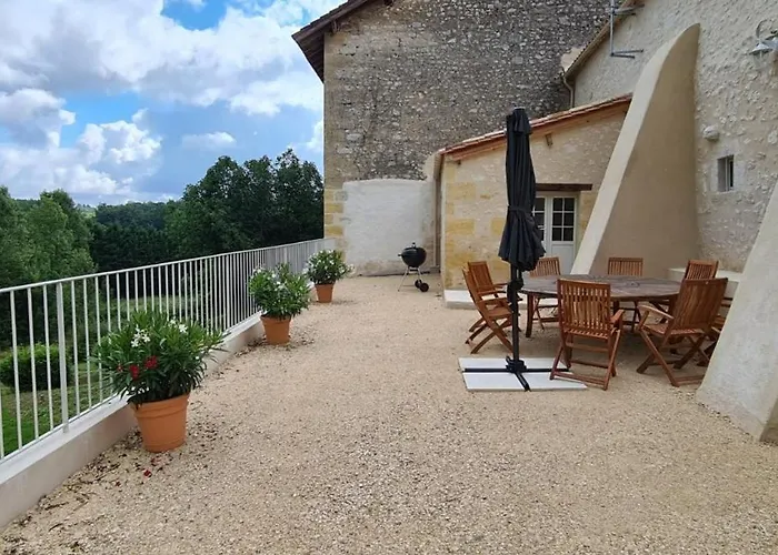 Dependance Chateau De La Beauze Les Lèves-et-Thoumeyragues